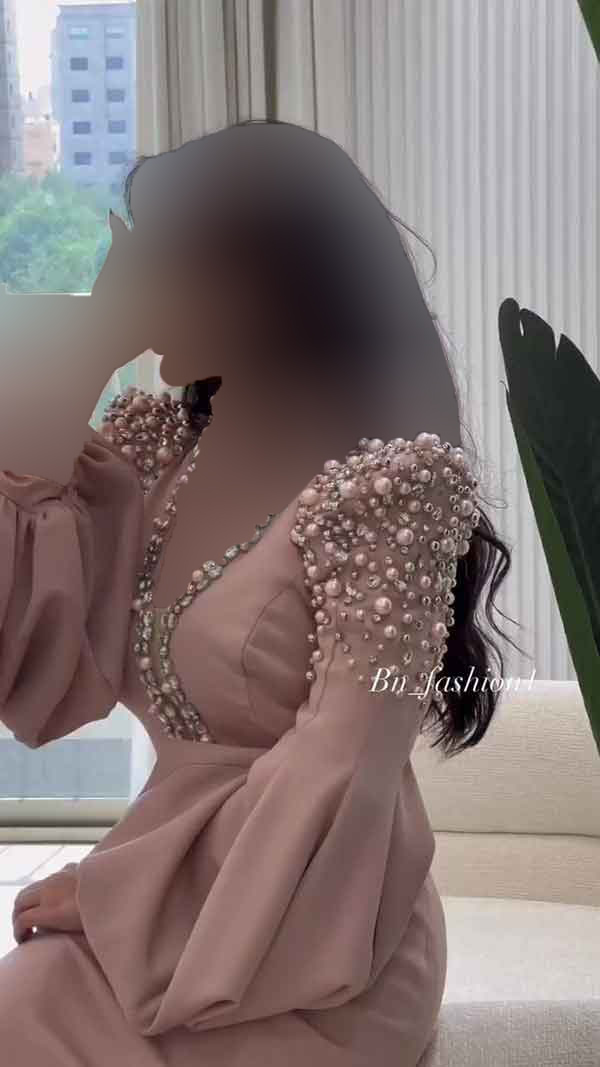 لباس مجلسی زنانه برای عروسی 2024؛ اینجا کمک میکنیم همه سلیقتو تحسین کنن!