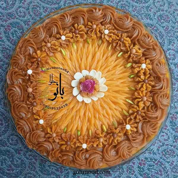 تزیین حلوا با گل محمدی