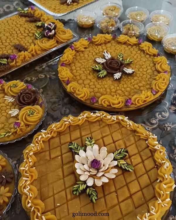 تزیین حلوا با گل محمدی