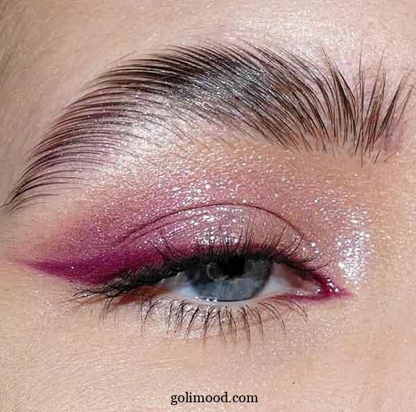 ارایش صورت با خط چشم نئونی