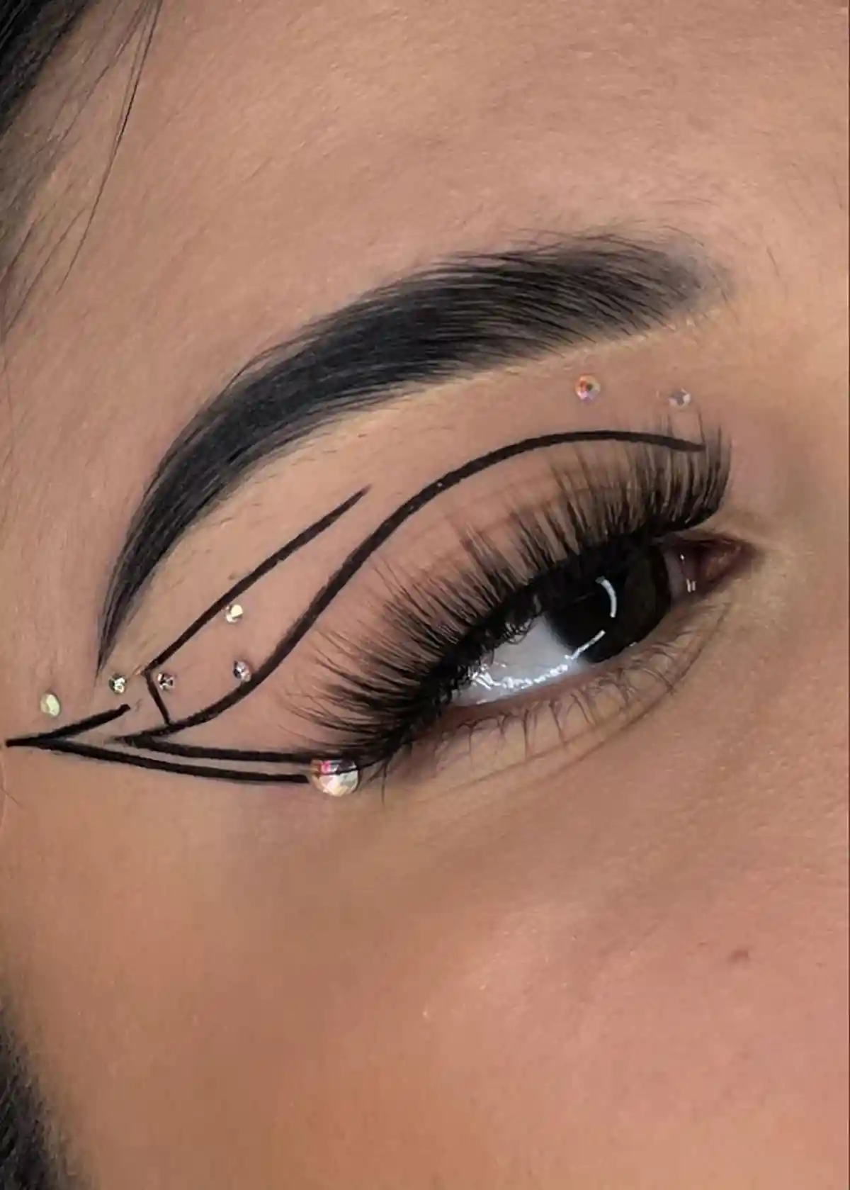 ایده طراحی خط چشم