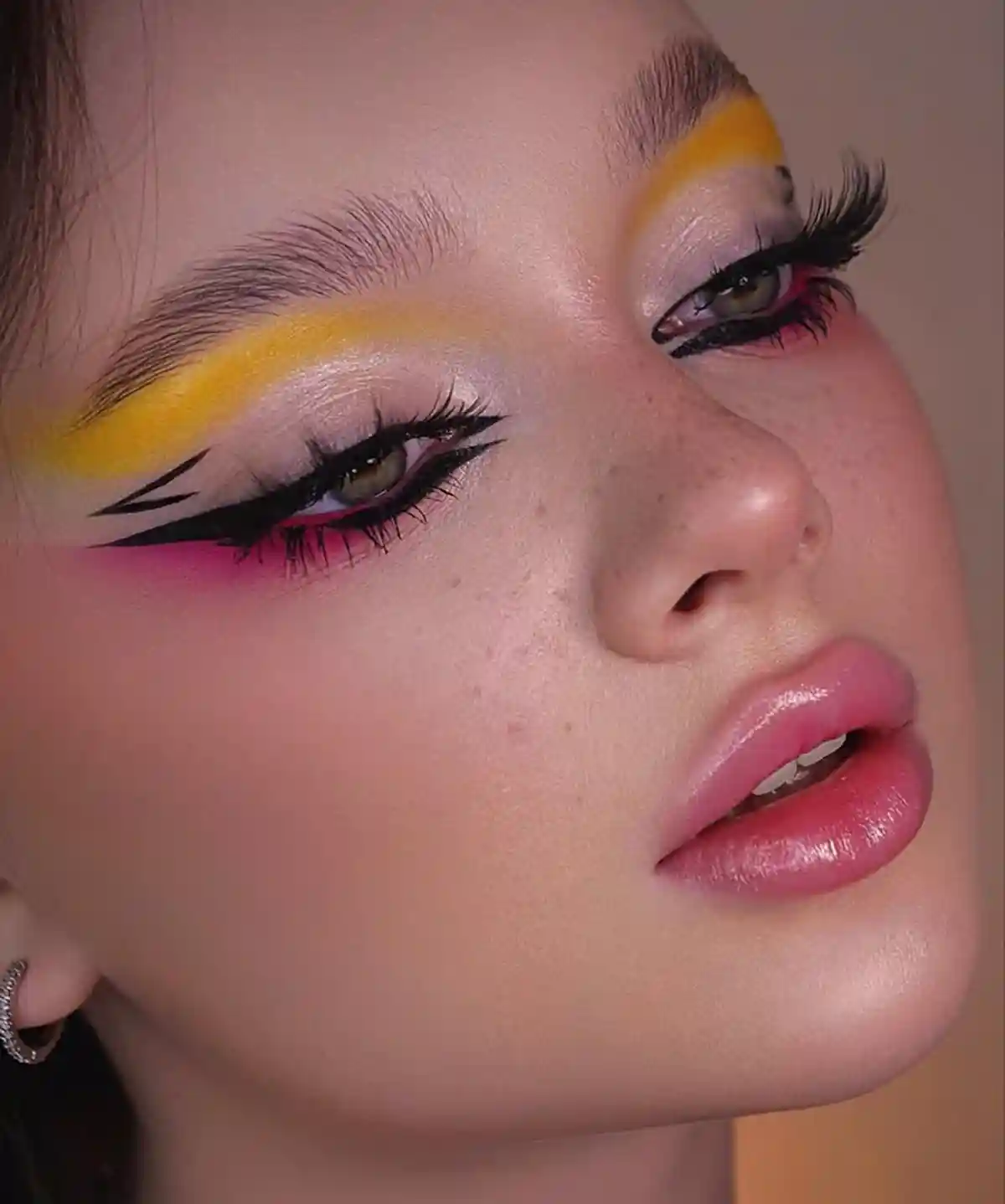 ایده طراحی خط چشم