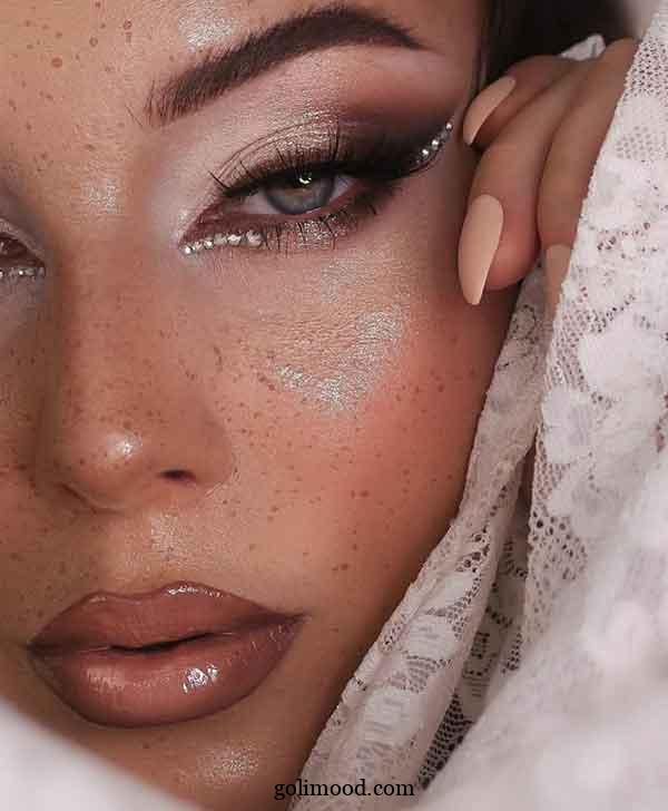 مدل میکاپ نگین دار