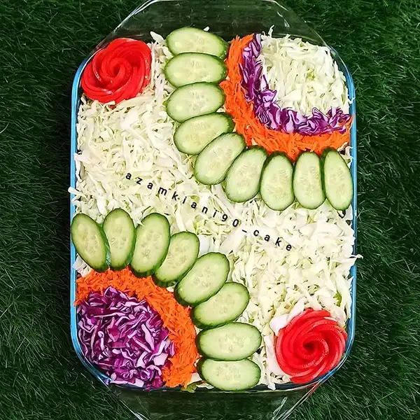 تزیین سالاد برای مهمانی