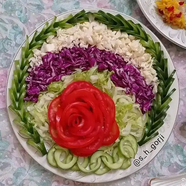 تزیین سالاد برای مهمانی