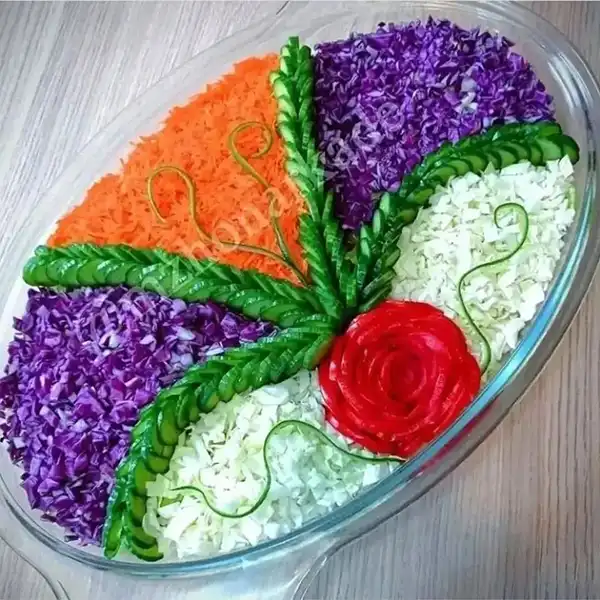 تزیین سالاد برای مهمانی