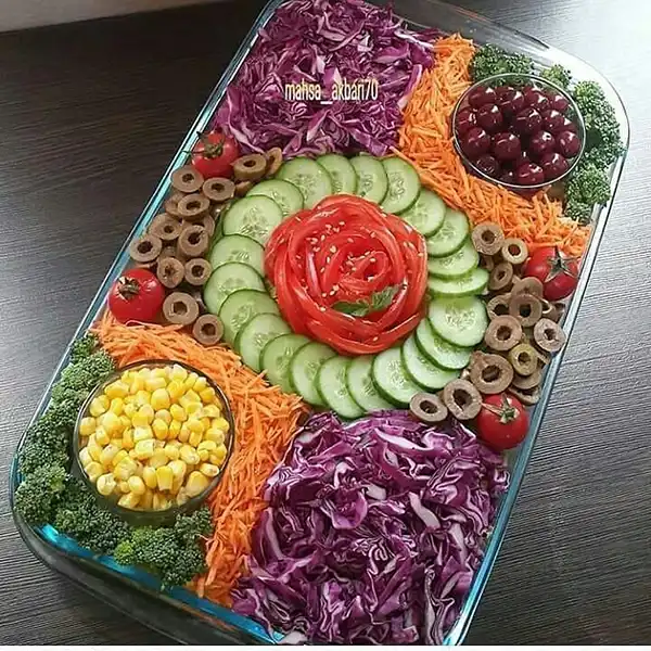 تزیین سالاد برای مهمانی