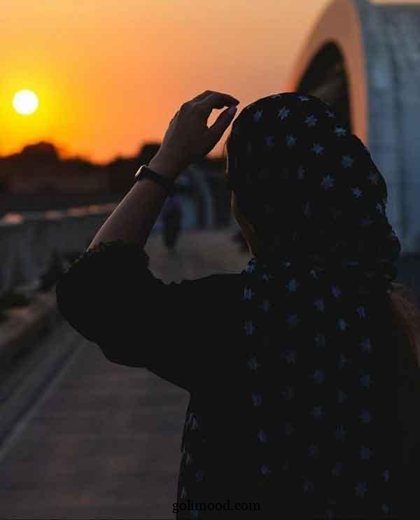 عکس دختر خسته برای پروفایل: 30 ایده " او خسته بود، نه از راه، از آدم‌ها