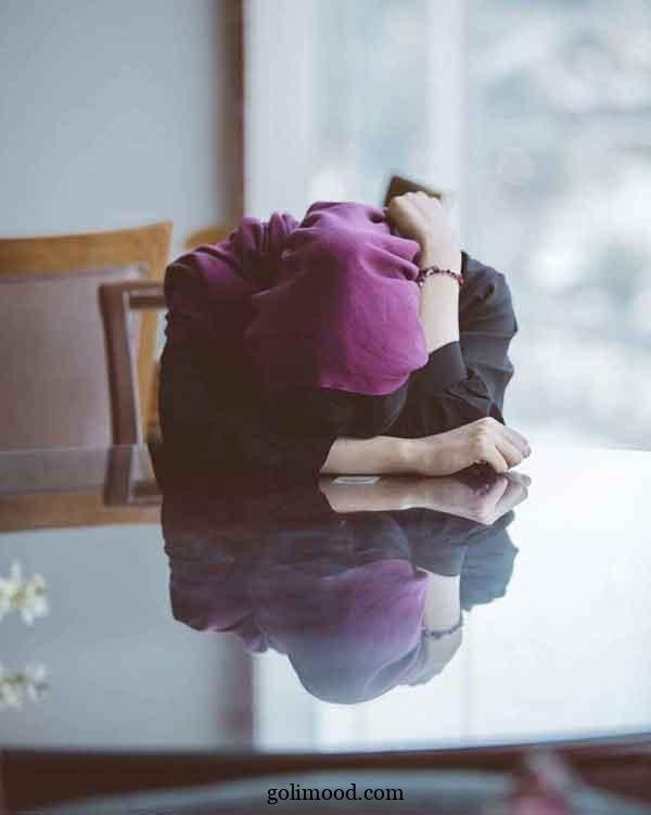 عکس دختر خسته برای پروفایل: 30 ایده " او خسته بود، نه از راه، از آدم‌ها
