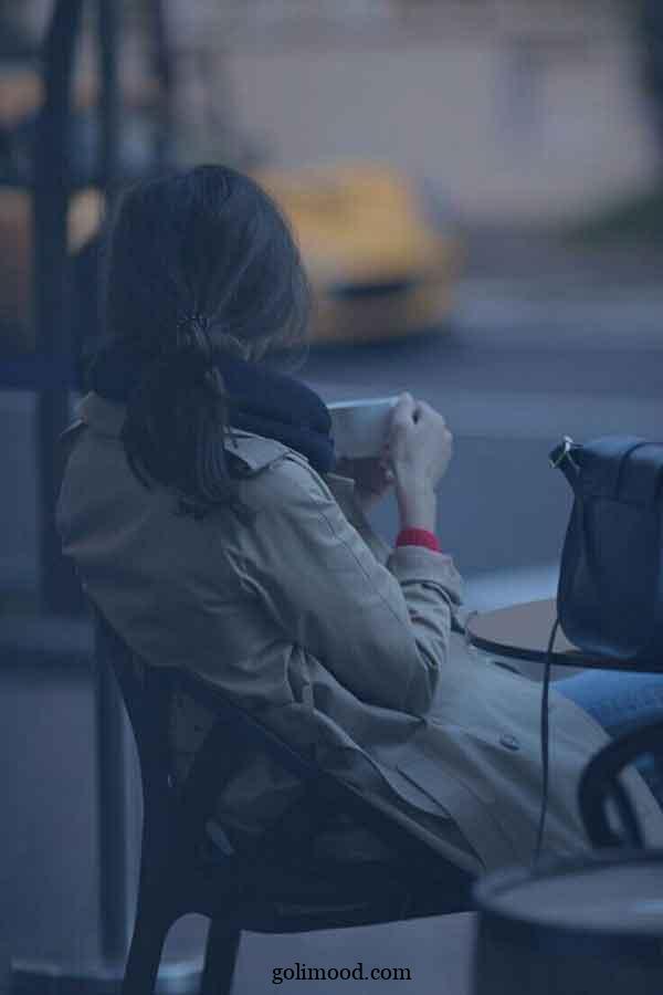عکس دختر خسته برای پروفایل: 30 ایده " او خسته بود، نه از راه، از آدم‌ها