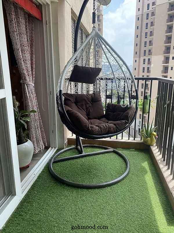 ایده بالکن با چمن مصنوعی: 25 طرح برای بالکن سبز، شاداب و کم‌هزینه + گل آپارتمانی