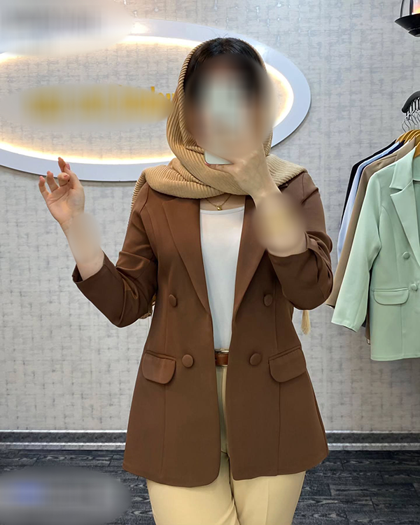 مانتو کتی جدید با طرح ساده؛ 30 نمونه استایل کلاسیک و همواره به‌روز بی‌نظیر
