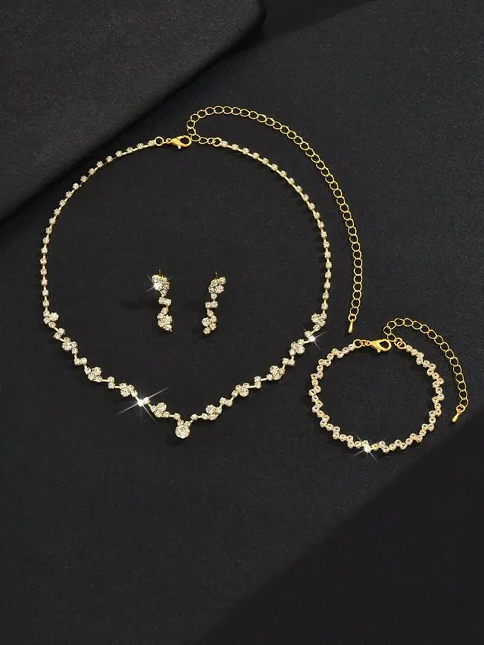 مدل سرویس طلا جدید ظریف | ۵۵ طرح مدرن و درخشش چشمنواز برای مجالس خاص