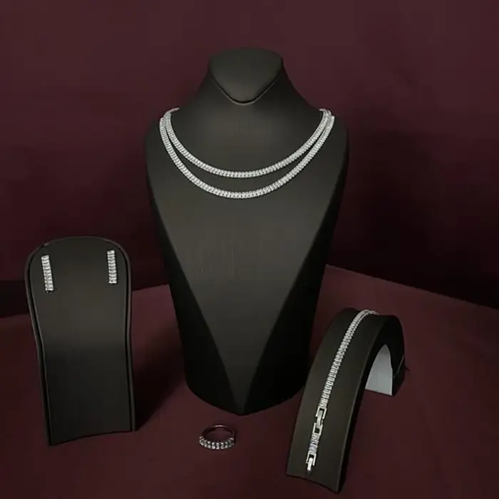 مدل سرویس طلا جدید ظریف | ۵۵ طرح مدرن و درخشش چشمنواز برای مجالس خاص