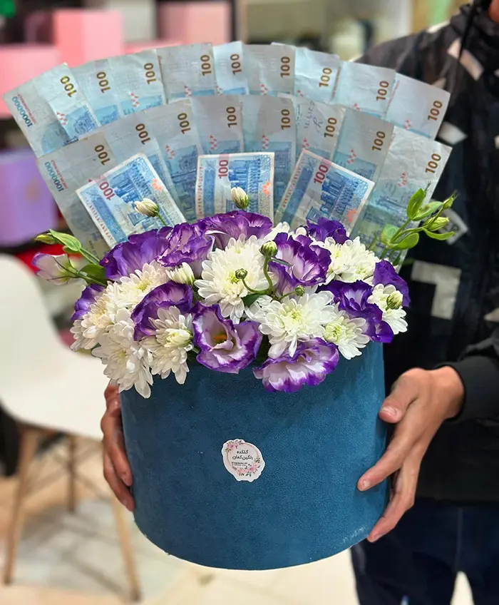 تزیین باکس گل با پول؛ ترکیب لوکس گل و اسکناس؛ جدیدترین ترند هدیههای لاکچری!