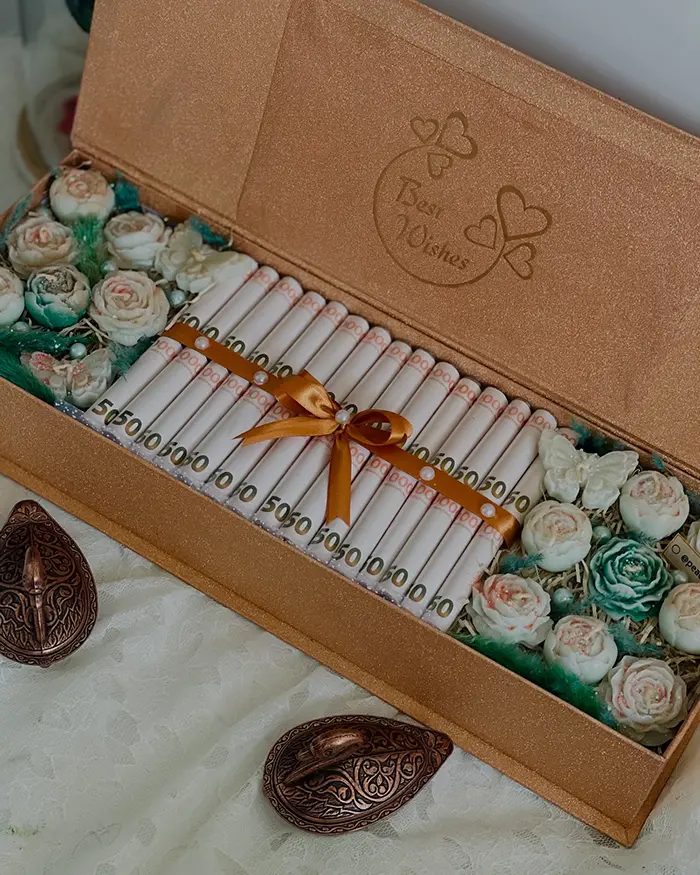 تزیین باکس گل با پول؛ ترکیب لوکس گل و اسکناس؛ جدیدترین ترند هدیههای لاکچری!