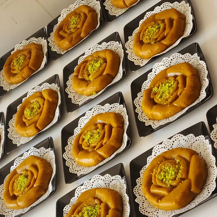 تزیین حلوا برای مراسم ختم | ۵۵ ایده مخصوص مراسم ترحیم و یادبود عزیزان از دسترفته