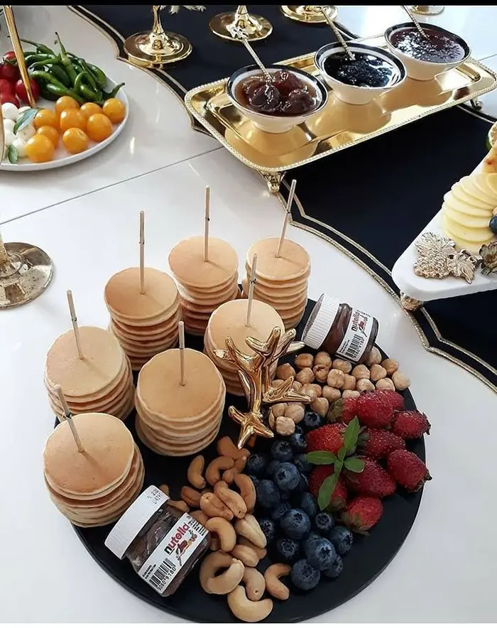 تزیین پنکیک؛ انفجار خلاقیت در آشپزخانه! جدیدترین ایدهها که همه را شگفتزده میکند!