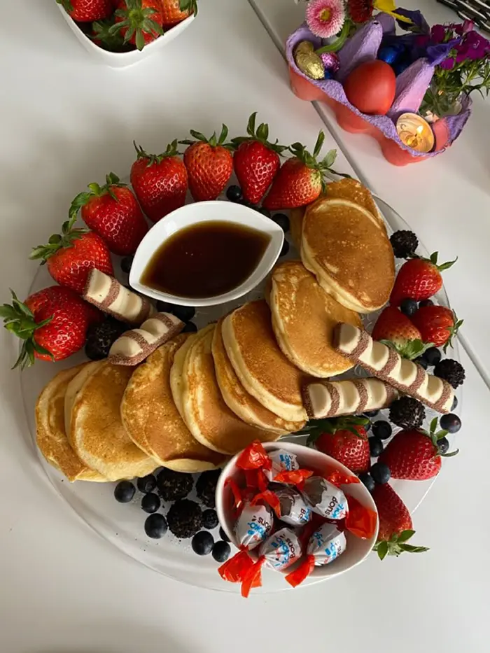 تزیین پنکیک؛ انفجار خلاقیت در آشپزخانه! جدیدترین ایدهها که همه را شگفتزده میکند!